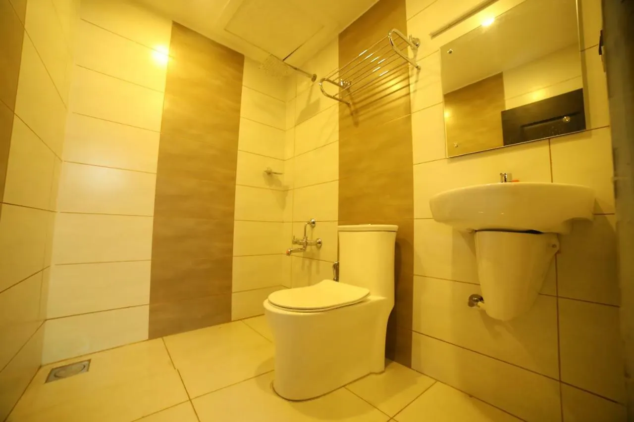 Sooryavamshi Residency Bed and Breakfast Kannangad
