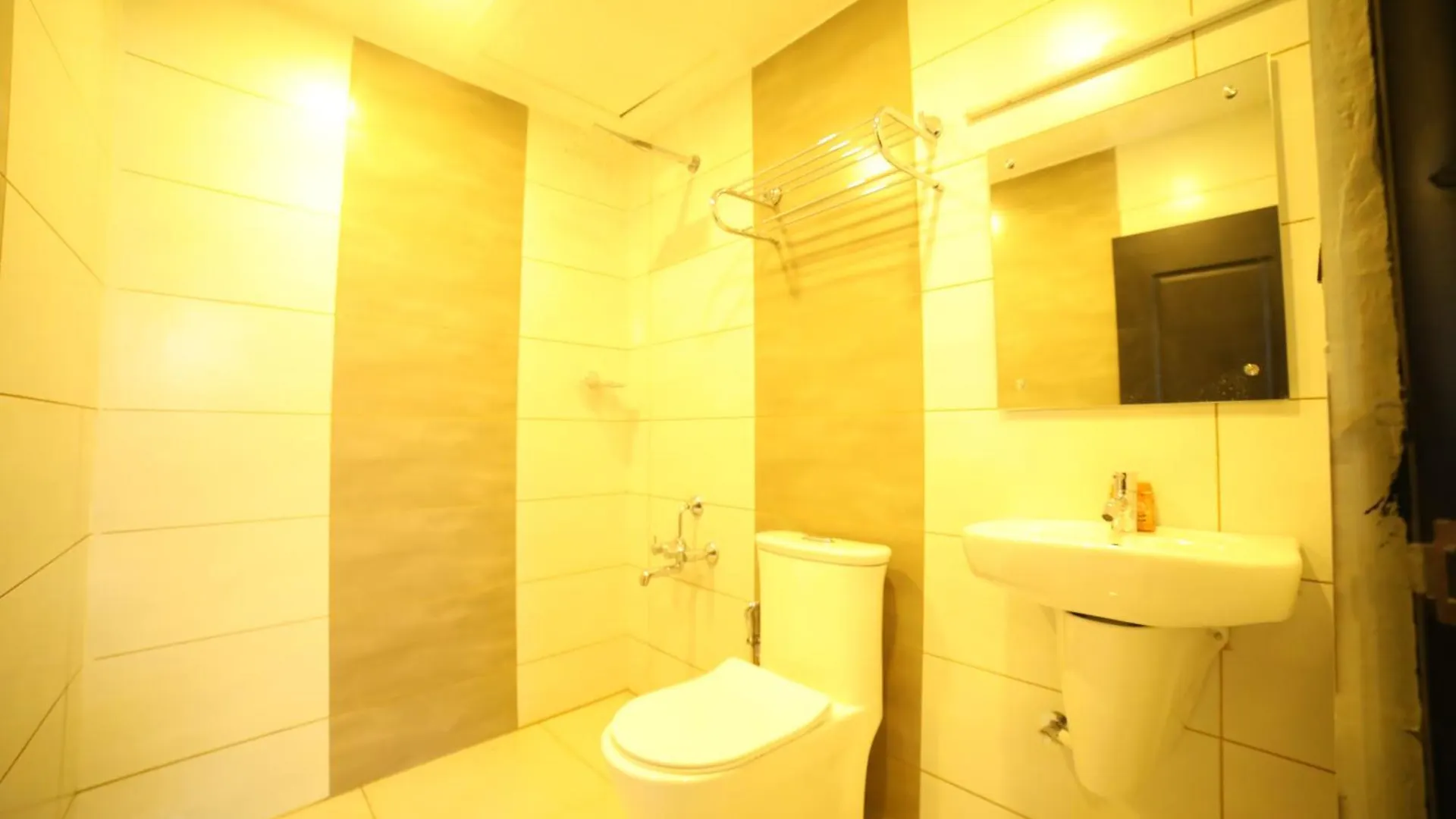 Sooryavamshi Residency Bed and Breakfast Kannangad 0*,  Ινδία