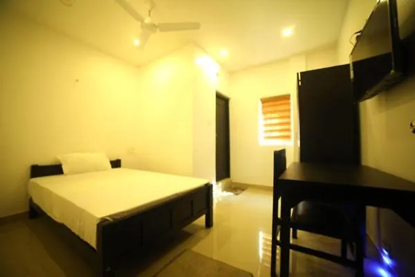 Sooryavamshi Residency Bed & Breakfast Kannangad