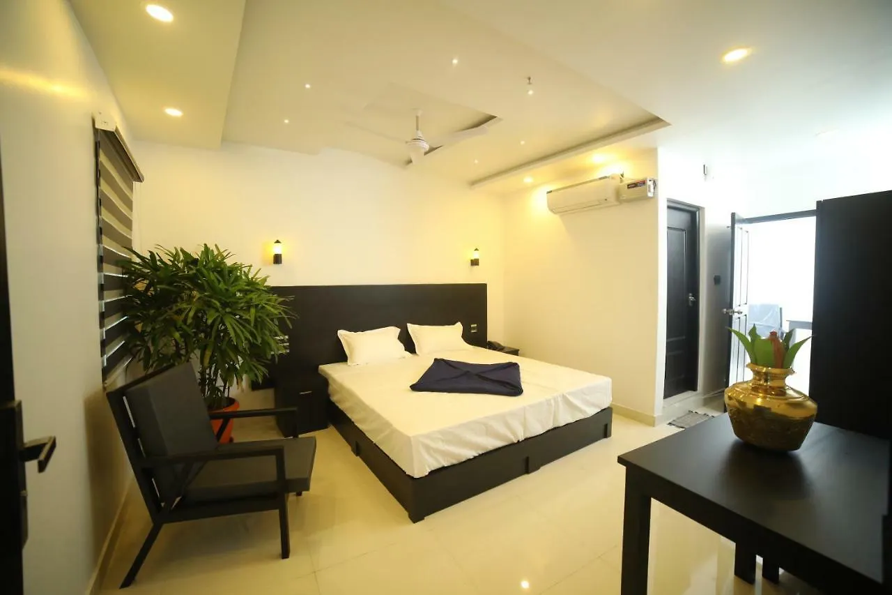 Sooryavamshi Residency Bed & Breakfast Kannangad 0*,