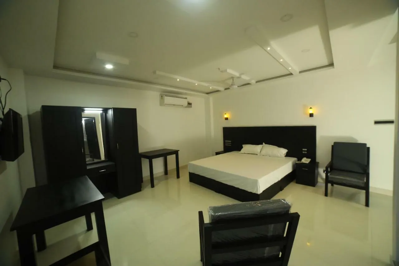 Sooryavamshi Residency Bed & Breakfast Kannangad 0*,  India